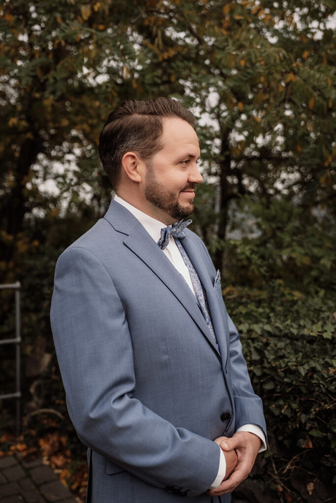 First Look - Hochzeit am Rolandsbogen - Hochzeitsfotograf Bonn - Lea fotografiert